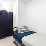Central Downtown 1 And Den W 3 Beds Sleeps 4 By Uoft