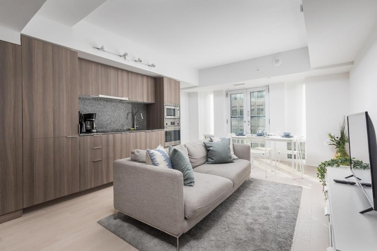 Downtown 1 And Den W 3 Beds Sleeps 4 By Uoft Toronto